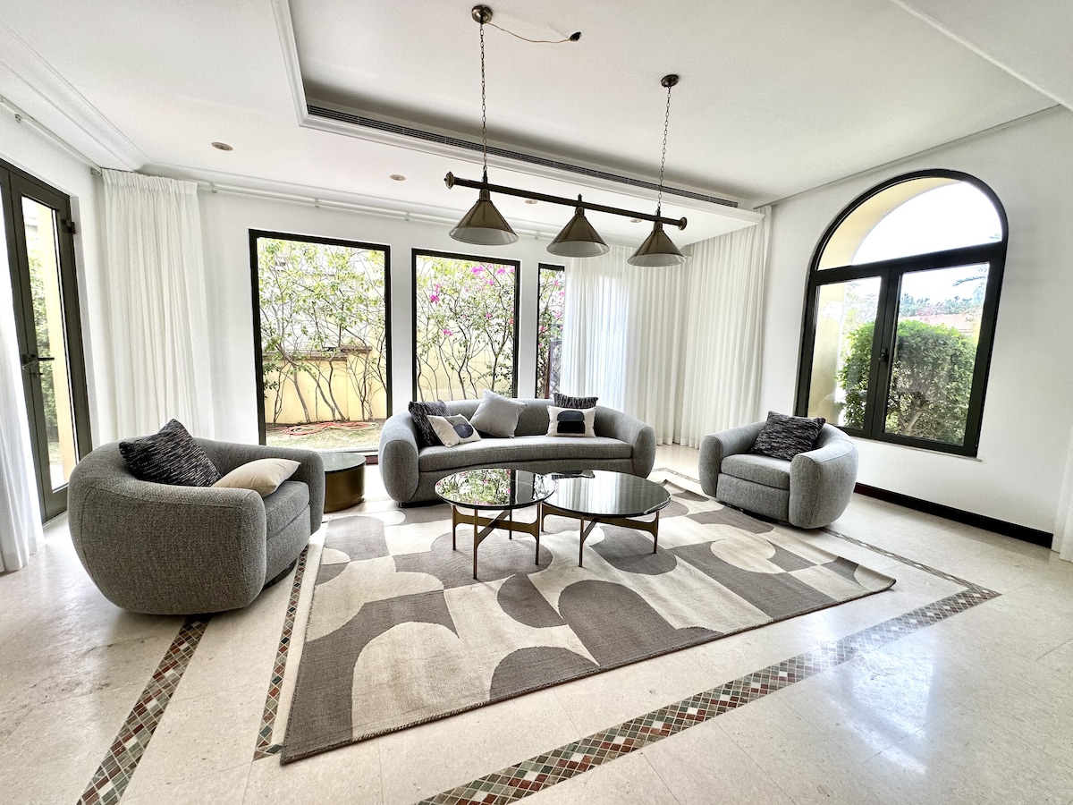 Palm Jumeirah Luxury Villa